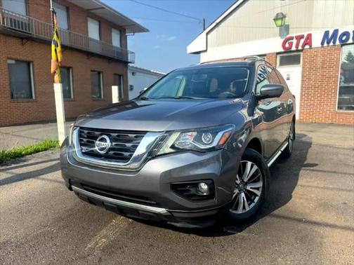 2017 Nissan Pathfinder SL