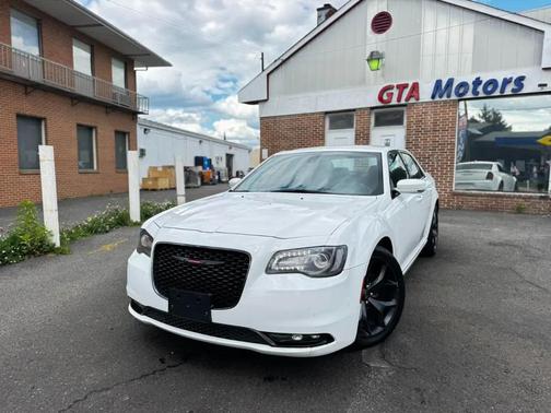Bright White Clearcoat 2021 Chrysler 300 S