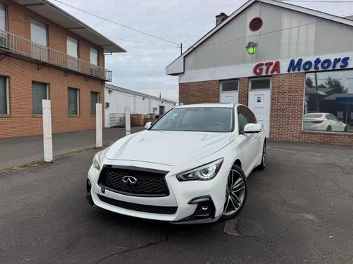 2014 INFINITI Q50 Premium