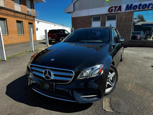 2017 Mercedes-Benz E-Class 4MATIC