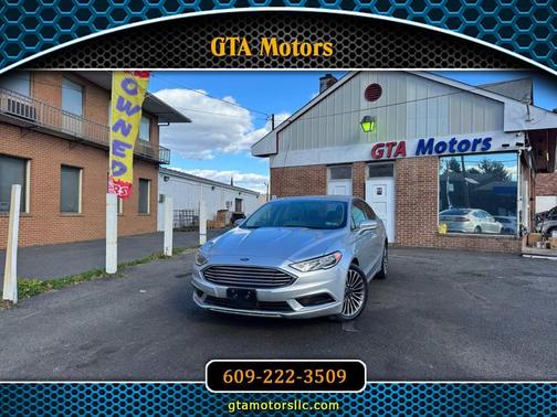 2018 Ford Fusion SE