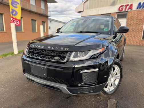 2019 Land Rover Range Rover Evoque 5 Door SE