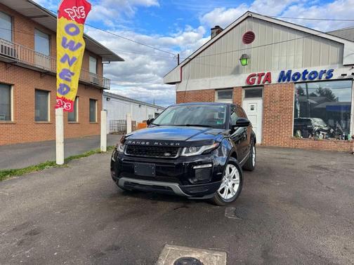 2019 Land Rover Range Rover Evoque 5 Door SE