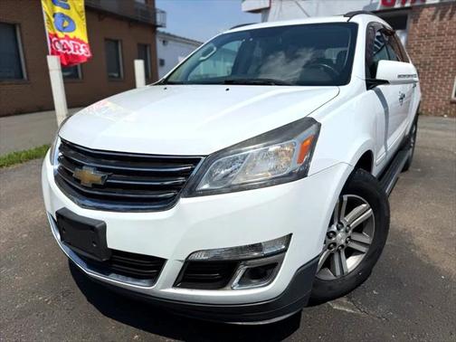 2017 Chevrolet Traverse 2LT