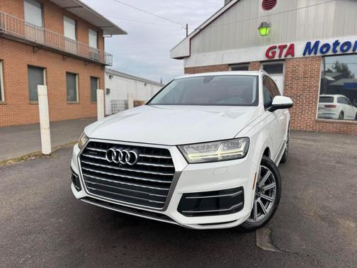 2019 Audi Q7 45 Premium Plus