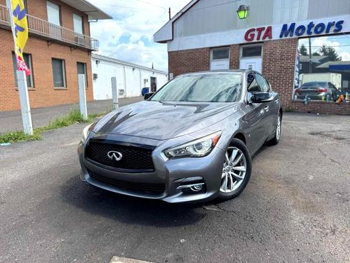2015 INFINITI Q50 Premium