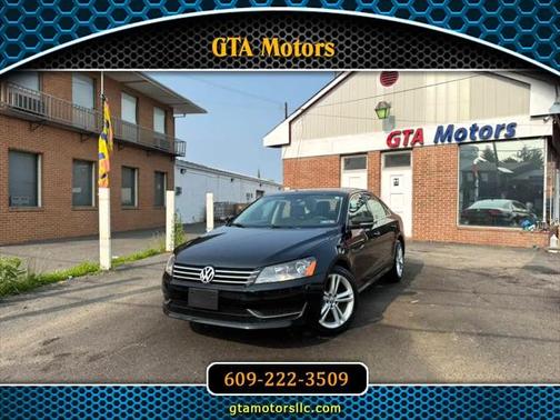 2014 Volkswagen Passat 1.8T Auto SE w/Sunroof & Nav