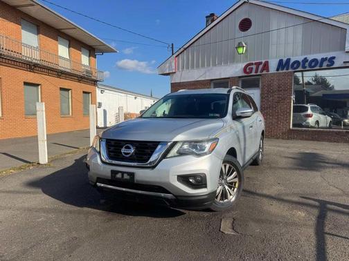2018 Nissan Pathfinder SV