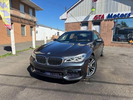 2016 BMW 750 i xDrive