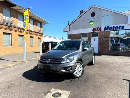 2014 Volkswagen Tiguan 4MOTION Auto SEL