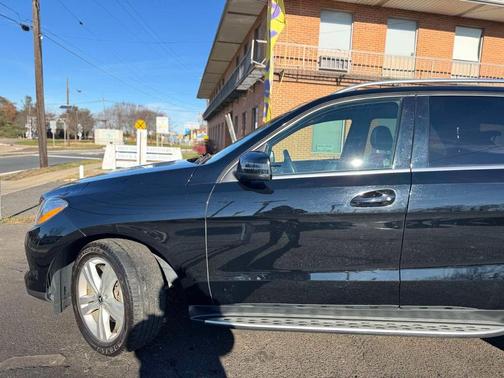 2015 Mercedes-Benz M-Class 4MATIC