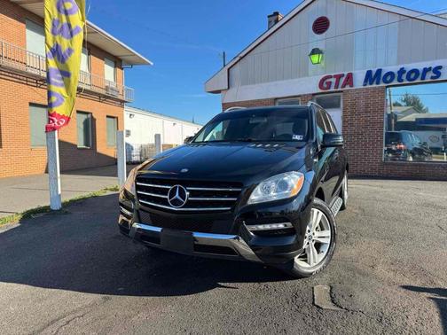 2015 Mercedes-Benz M-Class 4MATIC