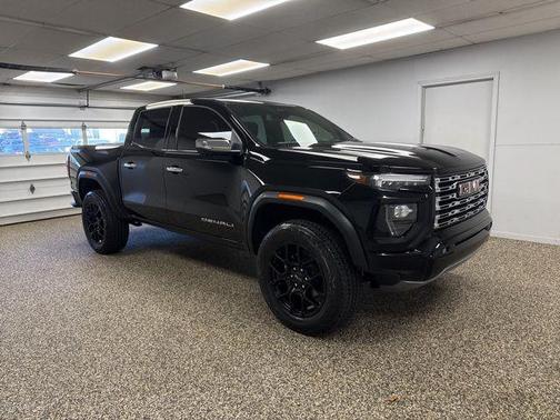 2023 GMC Canyon Denali