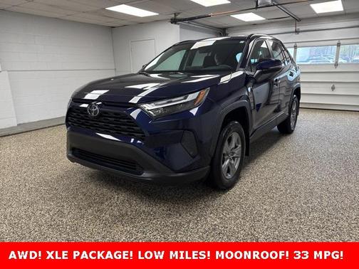 2022 Toyota RAV4 XLE
