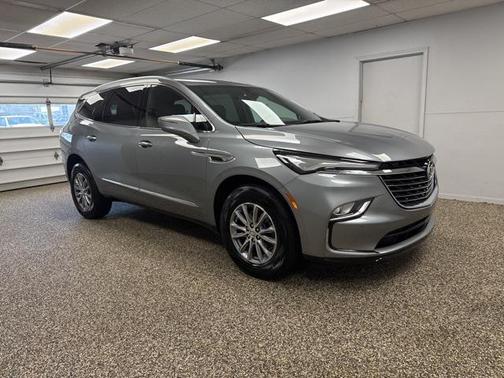 2023 Buick Enclave Essence AWD