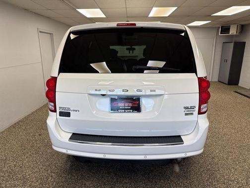 Stone White Clearcoat 2013 Dodge Grand Caravan Crew