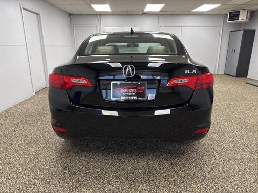 2015 Acura ILX 2.0L Technology