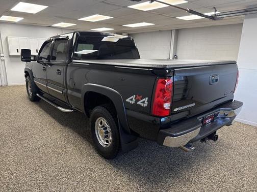 2004 Chevrolet Silverado 2500 LT Crew Cab