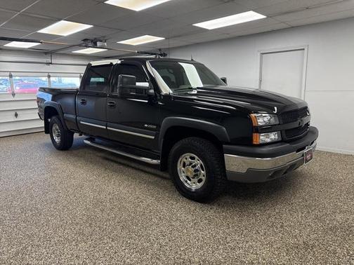 2004 Chevrolet Silverado 2500 LT Crew Cab