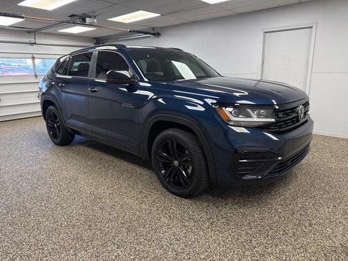 2023 Volkswagen Atlas Cross Sport 3.6L V6 SEL R-Line