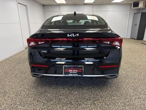 2023 Kia K5 EX