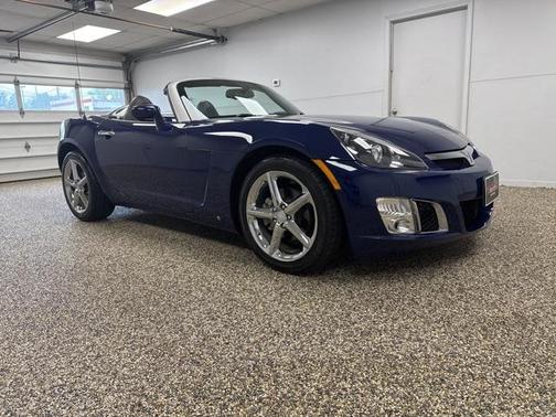 2009 Saturn Sky Red Line