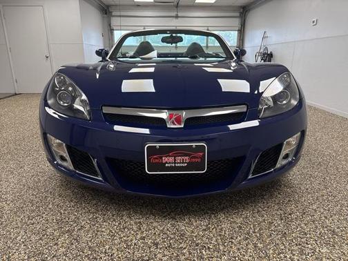 2009 Saturn Sky Red Line