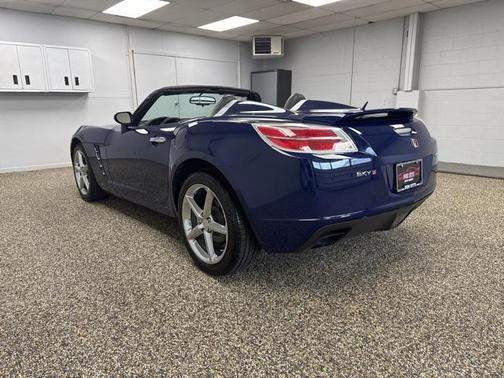 2009 Saturn Sky Red Line