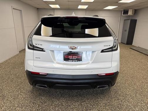 2023 Cadillac XT4 Sport