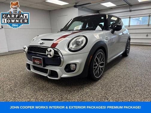 White Silver Metallic 2017 MINI Hardtop Cooper S