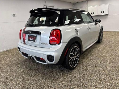 White Silver Metallic 2017 MINI Hardtop Cooper S