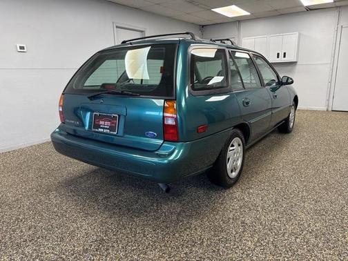1997 Ford Escort LX