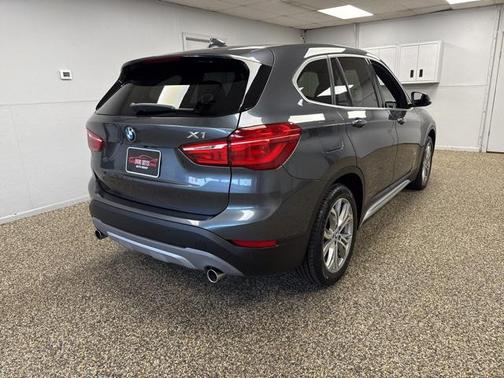 Mineral Gray Metallic 2018 BMW X1 xDrive28i