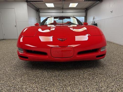 2000 Chevrolet Corvette Base