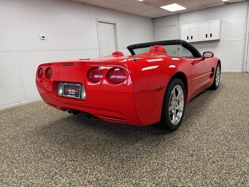 2000 Chevrolet Corvette Base