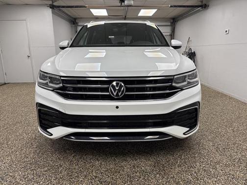 2022 Volkswagen Tiguan 2.0T SEL R-Line 4MOTION