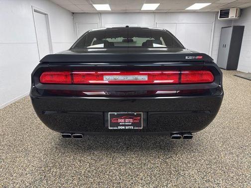 2009 Dodge Challenger SRT8