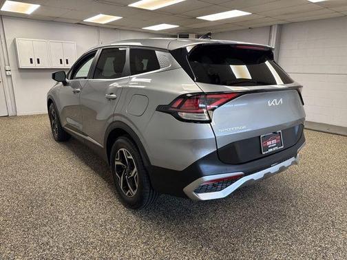 Steel Gray 2025 Kia Sportage LX