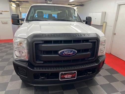 Photo 2 of 21 of 2015 Ford F-250 XL