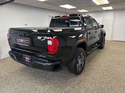 Onyx Black 2024 GMC Canyon AT4