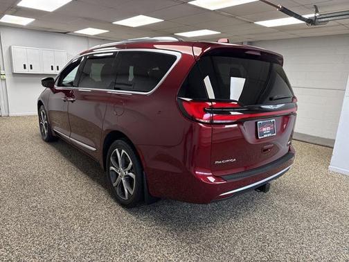 2021 Chrysler Pacifica L
