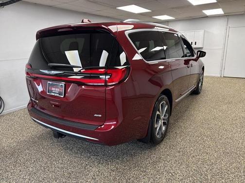 2021 Chrysler Pacifica L