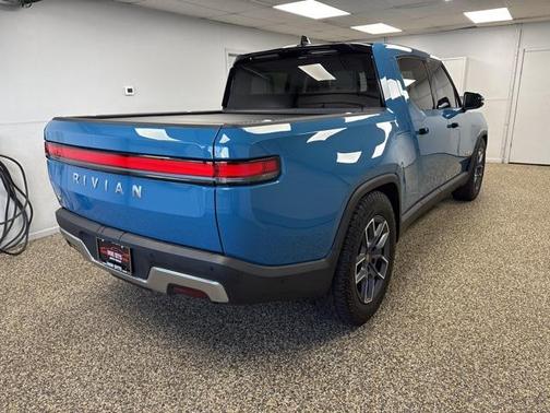 2023 Rivian R1T Adventure Quad Motor Large Pack