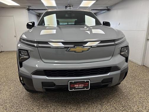 2025 Chevrolet Silverado EV LT