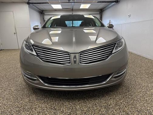 2016 Lincoln MKZ Base
