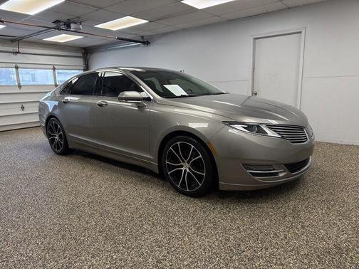2016 Lincoln MKZ Base