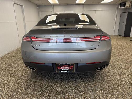 2016 Lincoln MKZ Base