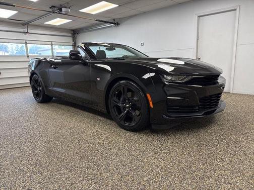 Black 2019 Chevrolet Camaro 1SS
