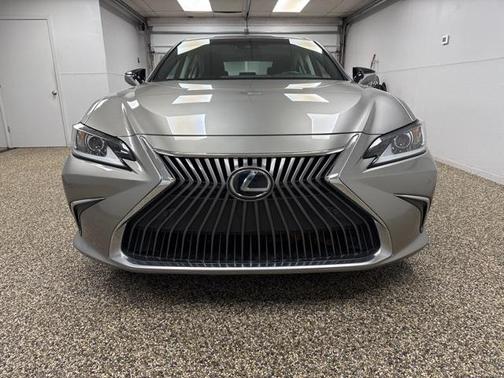 2019 Lexus ES 350 Base