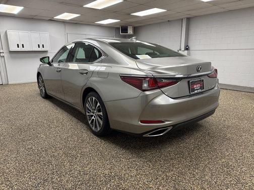 2019 Lexus ES 350 Base